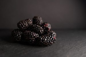 blackberry low sugar fruit